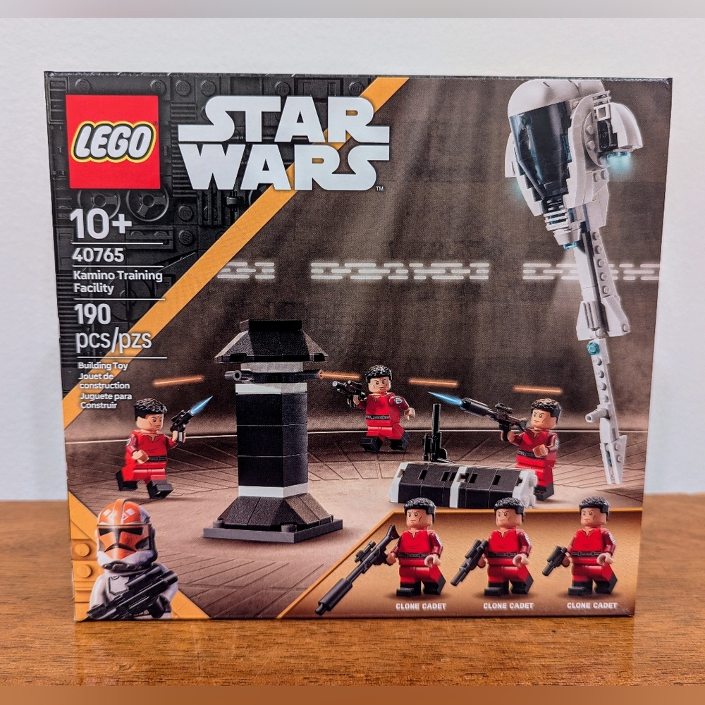 Retired LEGO (40765) Kamino Training Facility